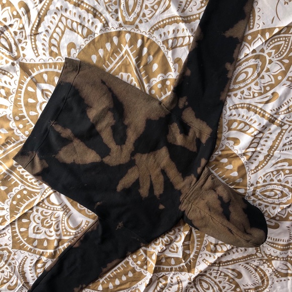 Spiral hand dyed hoodie. One of a kind - Picture 4 of 4